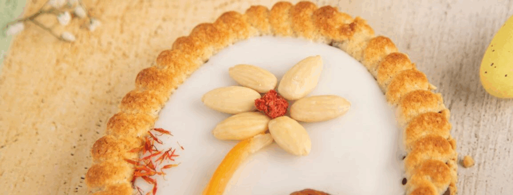 Mazurek - przepis tradycyjny z czarną porzeczką i wiśniami