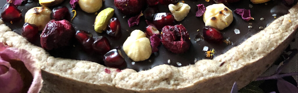 Alternatywne wypieki. Wegańska tarta czekoladowo-wiśniowa.